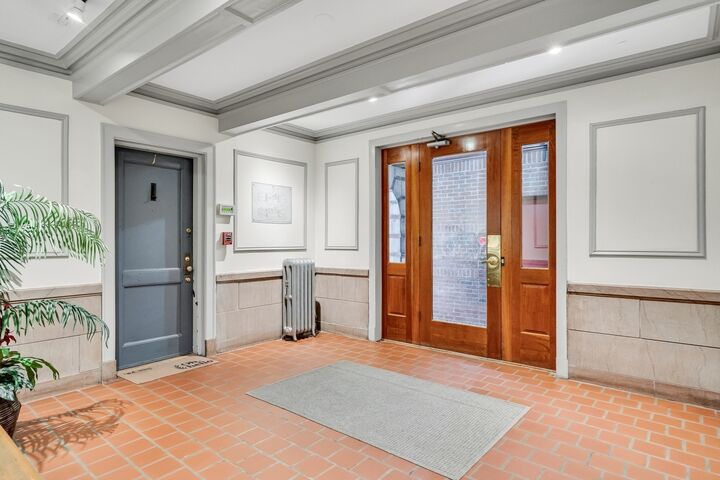 Property Photo:  43 Linnaean 24  MA 02138 