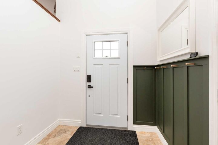 Property Photo:  714 Northridge Avenue  AB T0K 1V0 