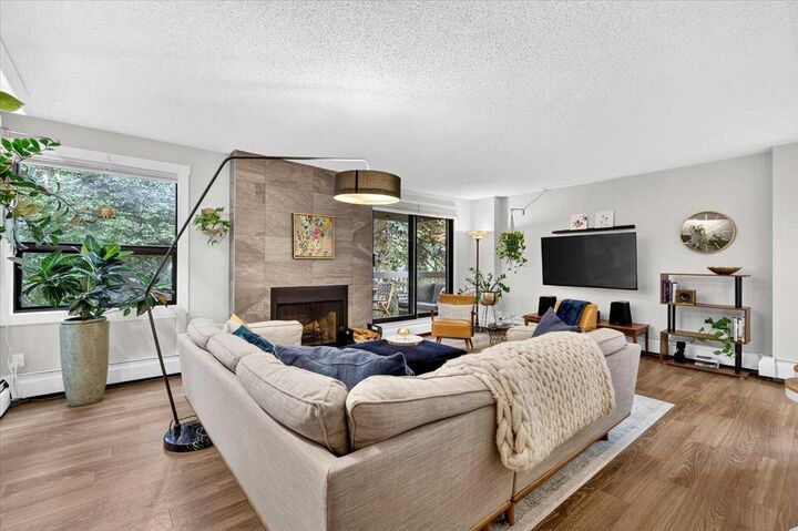 Property Photo:  626 24 Avenue SW 201  AB T2S 0K6 
