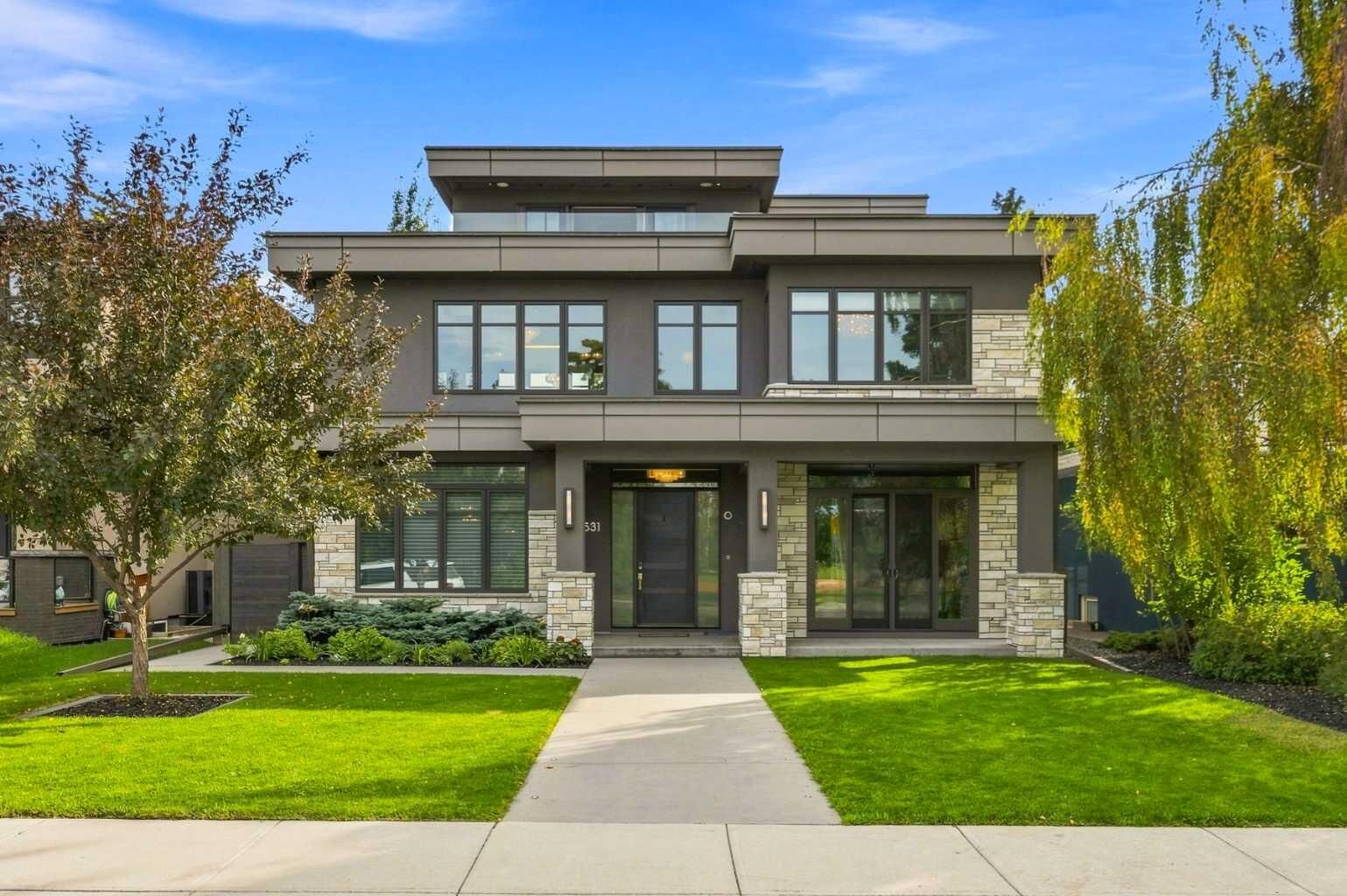 Property Photo: 531 47 Avenue SW AB T2S 1C5