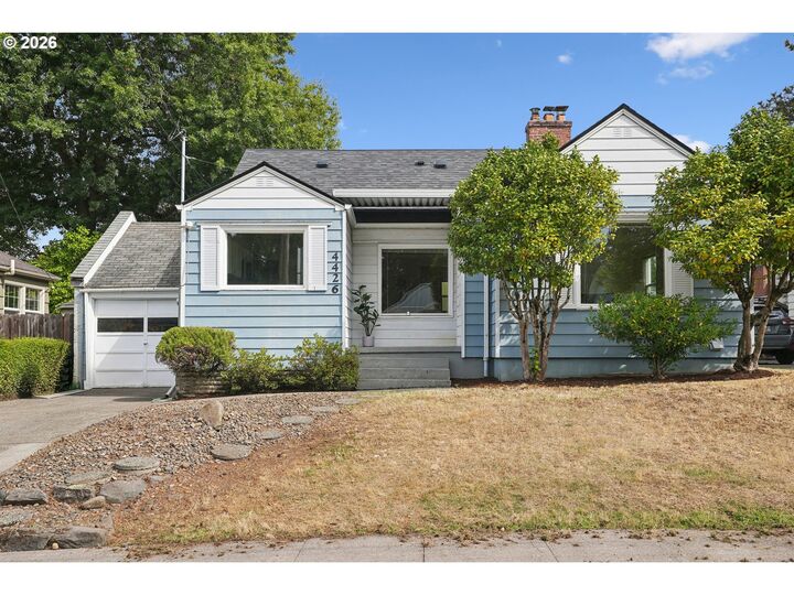 Property Photo: 4426 NE 38th Ave OR 97211