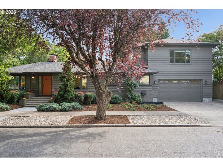 Property Photo: 6010 SE 14th Ave OR 97202