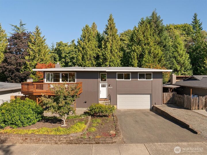 Property Photo: 7430 143rd Avenue NE WA 98052