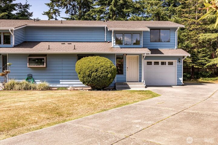 Property Photo:  1234 NW Lanyard Loop 1  WA 98277 