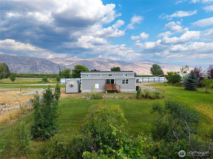 Property Photo: 4 Peacock Lane WA 98841