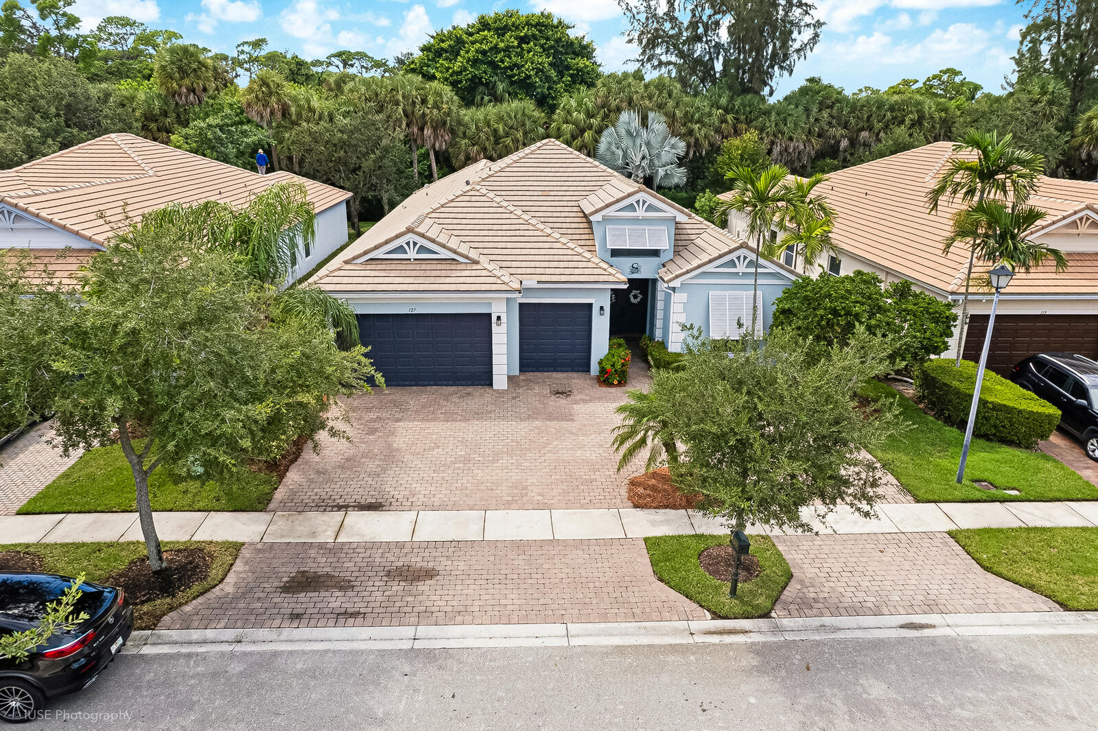 Property Photo: 127 Palm Beach Plantation Boulevard FL 33411