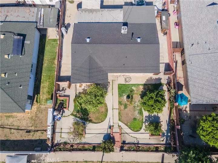 Property Photo:  11428 Glenoaks  CA 91331 