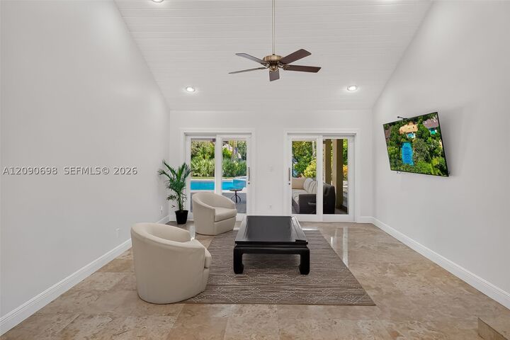 Property Photo:  6915 SW 101st St  FL 33156 
