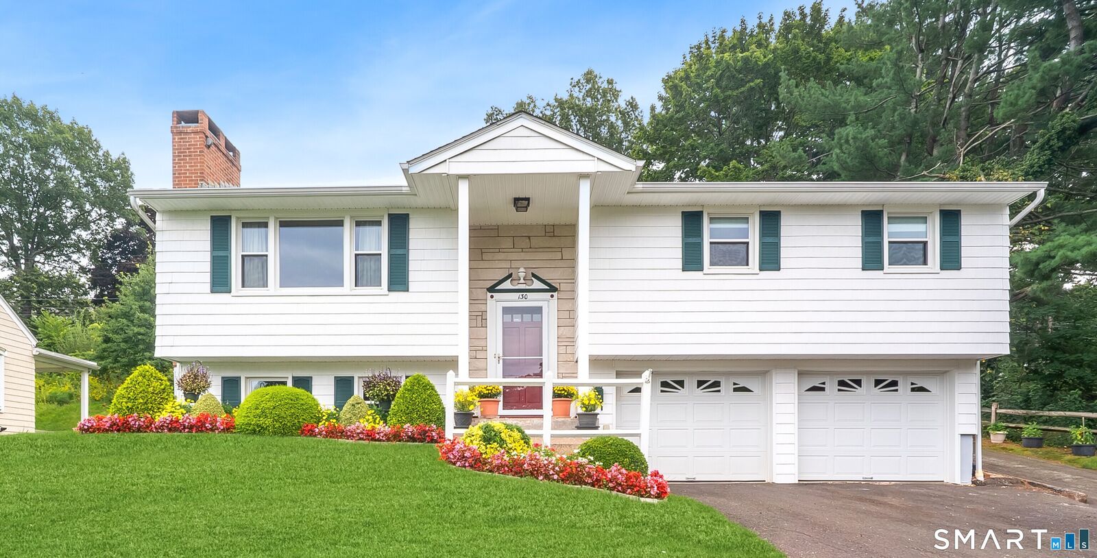 Property Photo:  130 Lydale Place  CT 06450 