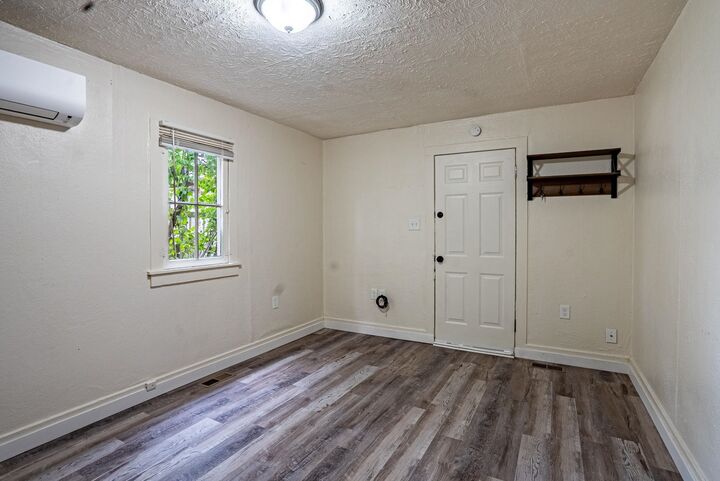 Property Photo:  614 E Gordon Ave  WA 99207 