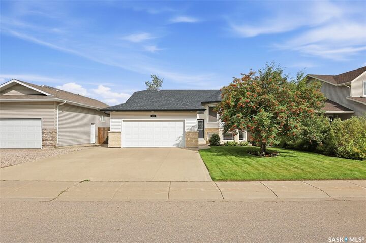 Property Photo: 514 1st Avenue N SK S0K 4S0