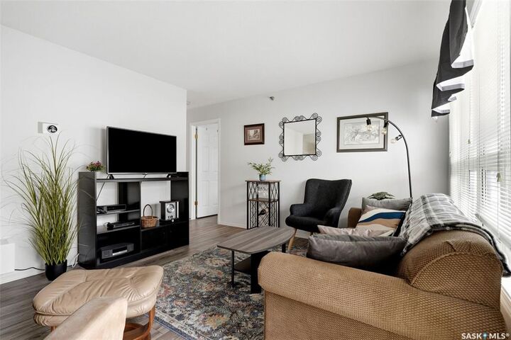 Property Photo:  2203 Angus Street 403  SK S4T 2A3 