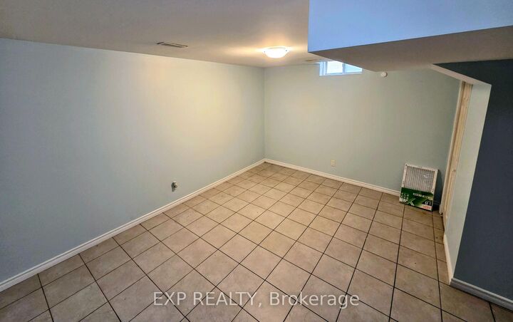 Property Photo:  384 Flagstone Way Basement  ON L3X 2R3 