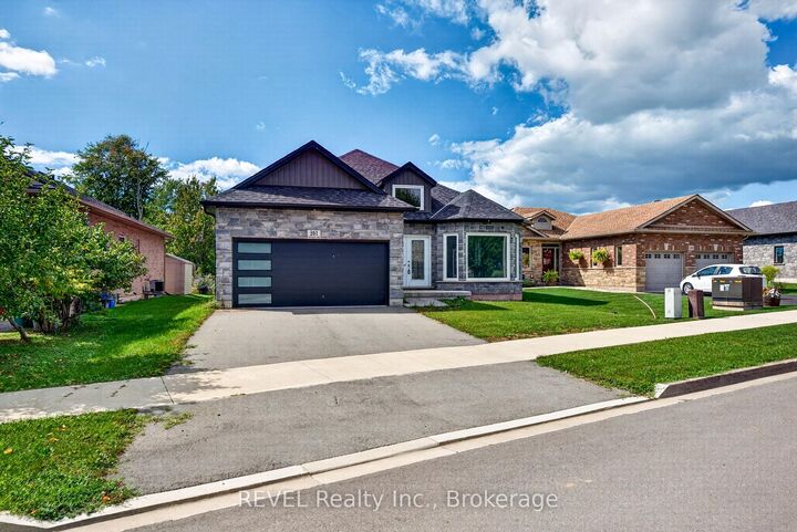 Property Photo:  201 Hetram Court  ON L0S 1B0 