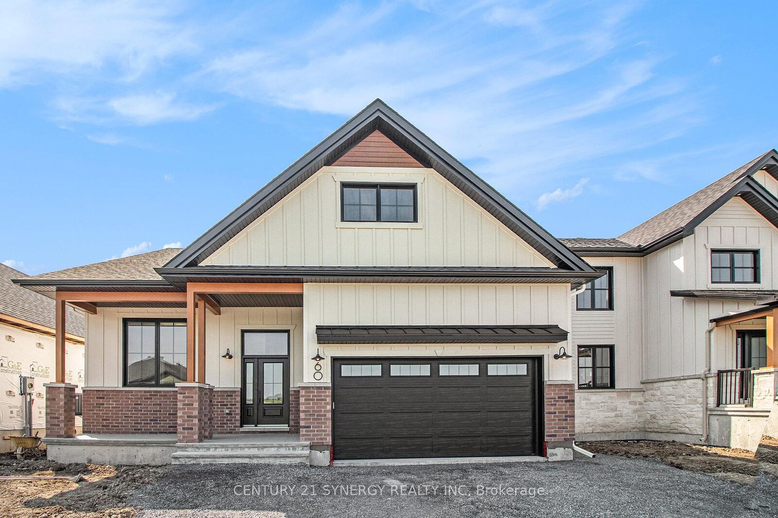 Property Photo:  60 Helen Street B  ON K0A 1R0 