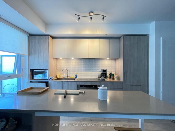 Property Photo:  65 Annie Craig Drive 806  ON M8V 0G3 
