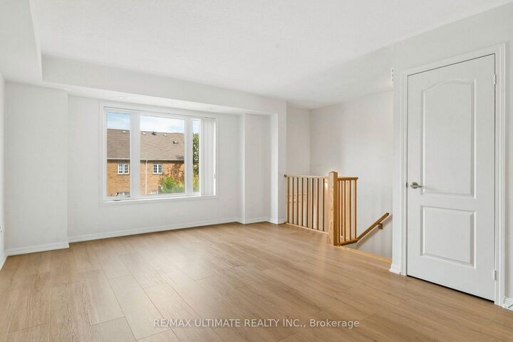 Property Photo: 26 Walter Dove Court ON L4G 0S8