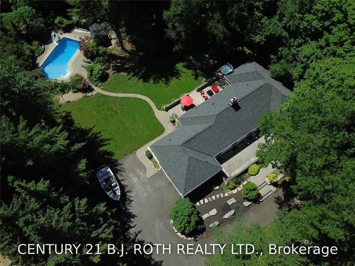 Property Photo:  3274 Liah Lane  ON L9S 2B4 