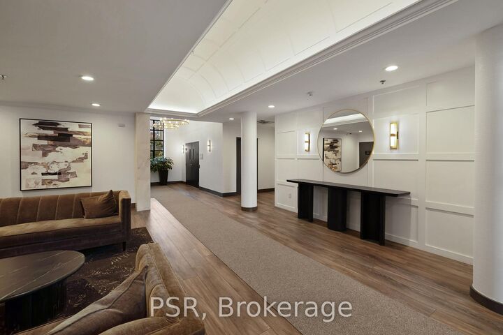 Property Photo:  185 Robinson Street 312  ON L6J 7P6 