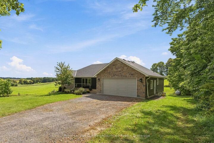 Property Photo: 13985 Dundonald Road ON K0K 1S0