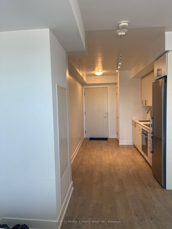 Property Photo:  2550 Simcoe Street 506  ON L1L 0R5 