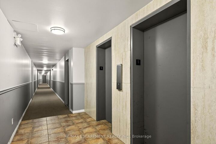 Property Photo:  793 Colborne Street E 508  ON N3S 7J3 