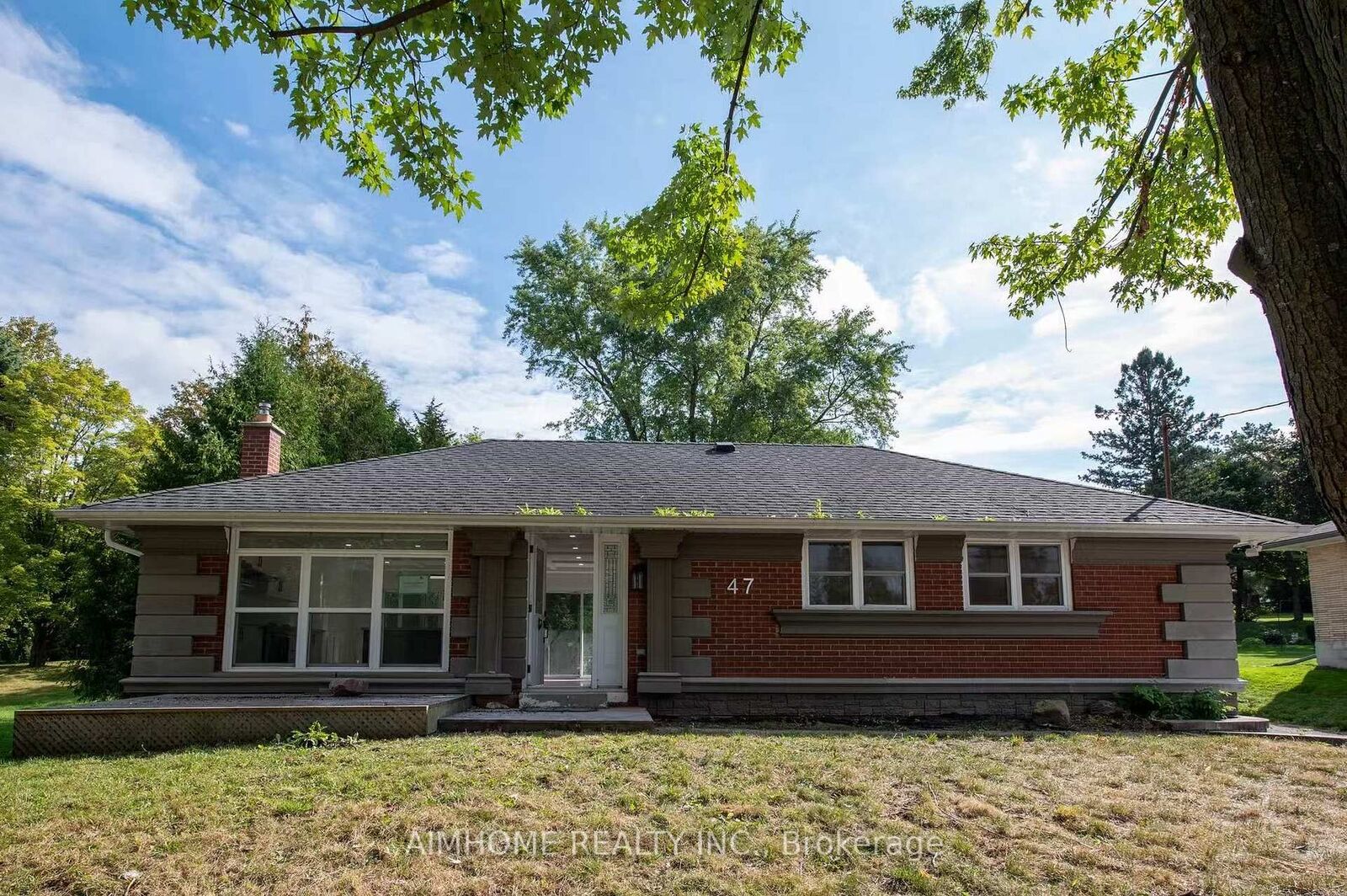 Property Photo:  47 Belfry Drive  ON L3Y 3E9 
