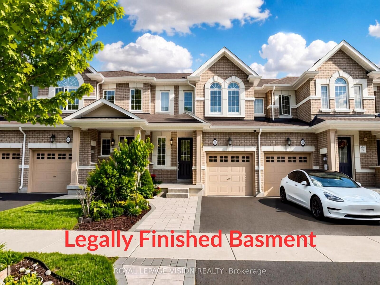 Property Photo:  24 Pennycross Crescent  ON L7A 4M1 