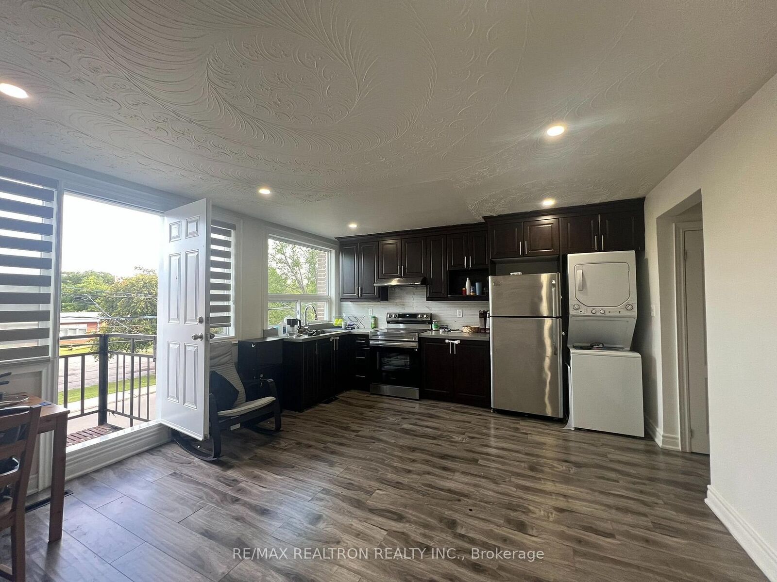 Property Photo:  30 East Haven Drive Unit 1  ON M1N 1M2 