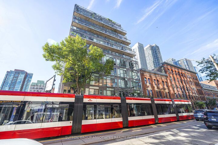 Property Photo:  127 Queen Street E 405  ON M5C 1S3 