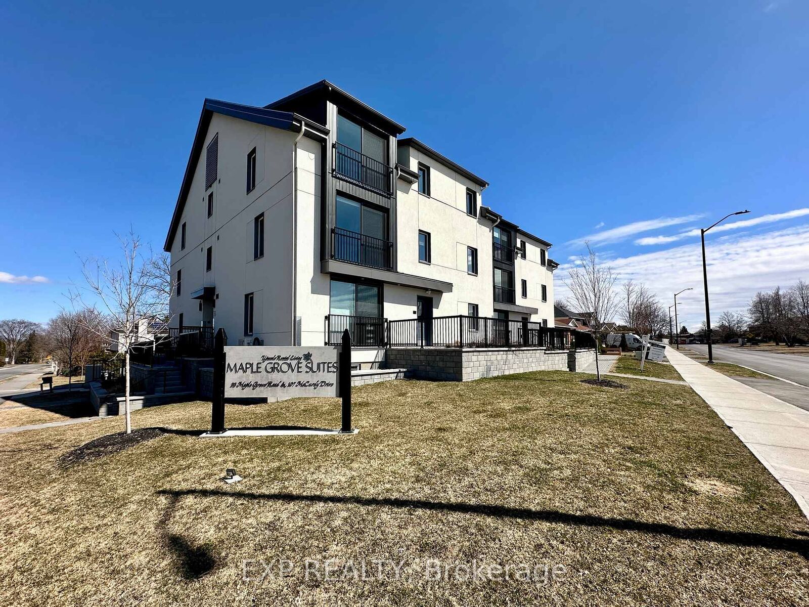 Property Photo:  33 Maple Grove Road 204  ON K2L 2S7 