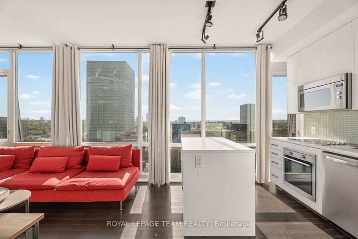 Property Photo:  201 Parkdale Avenue 1005  ON K1Y 1E8 