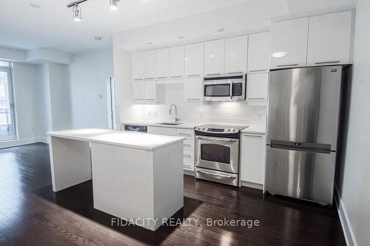 Property Photo:  101 Richmond Road 320  ON K1Z 0A6 