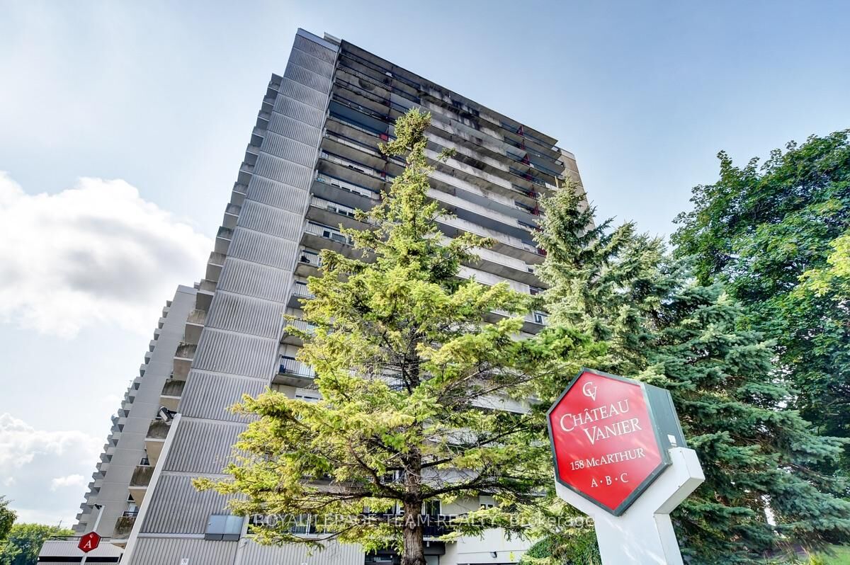 Property Photo:  158A McArthur Avenue 1208  ON K1L 8C9 