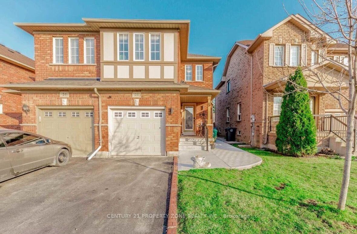 Property Photo: 28 Elmpark Court ON L6P 1A8
