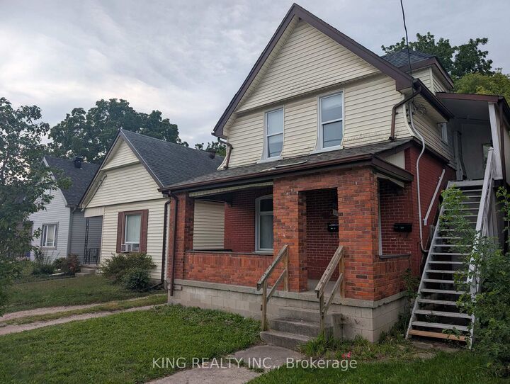 Property Photo:  131 Sackville Street  ON N5Z 2E5 