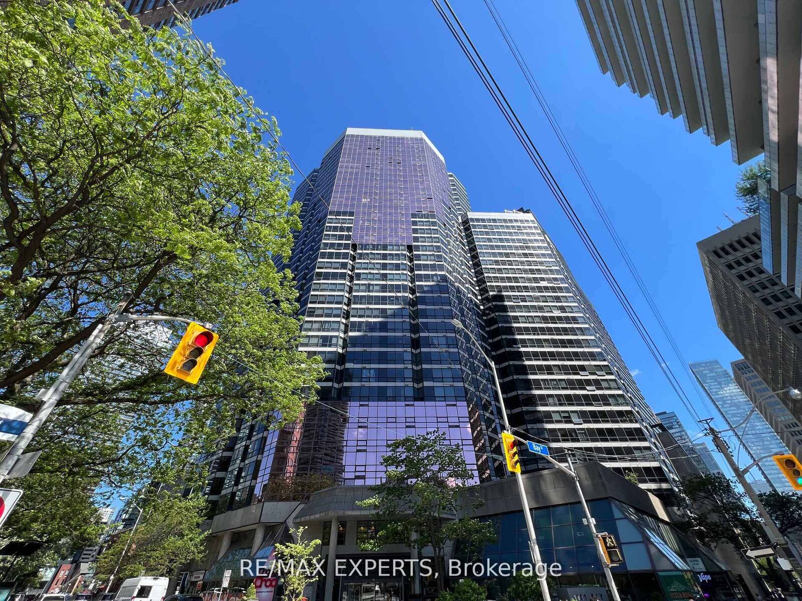 Property Photo: 1001 Bay Street 2116 ON M5S 3A6