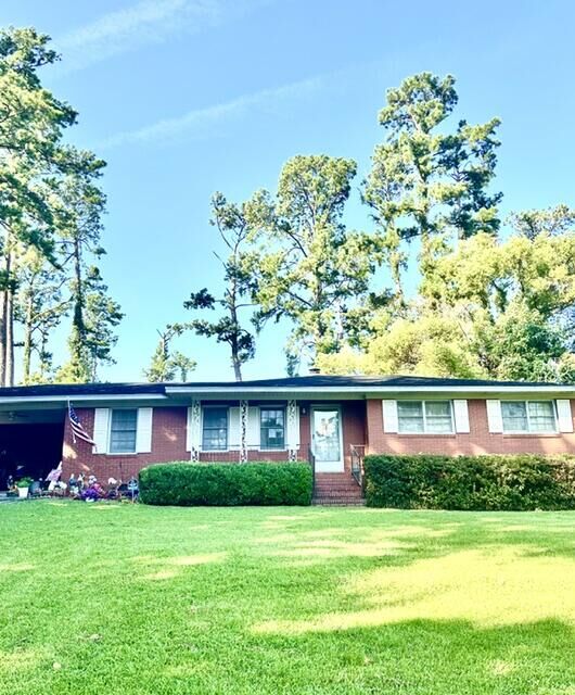 Property Photo:  502 Roberts St  GA 31601 