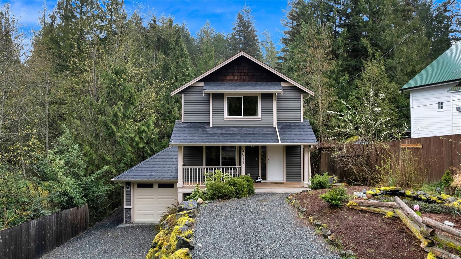 Property Photo:  2071 Mable Rd  BC V0R 2W3 