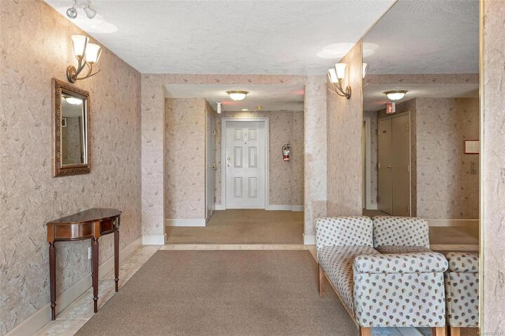 Property Photo:  1593 Begbie St #305  BC V8R 1K9 