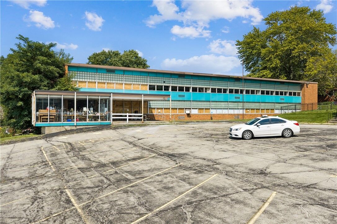 Property Photo:  371 Linmore Ave  PA 15005 