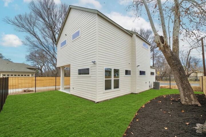 Property Photo:  6107 Richardson Lane 1  TX 78741 