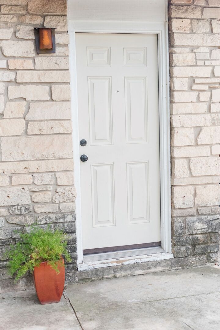 Property Photo:  3101 Matador Drive B  TX 78741 