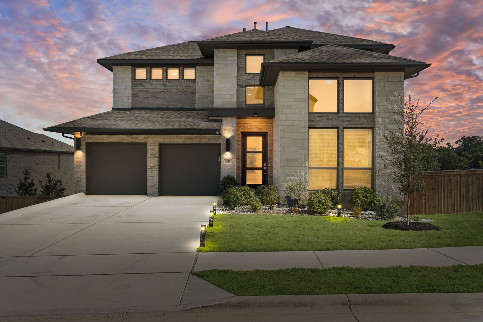 Property Photo: 421 Terrene Trail TX 78628