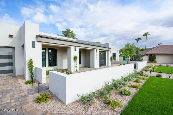 Property Photo: 8544 E San Lorenzo Drive AZ 85258