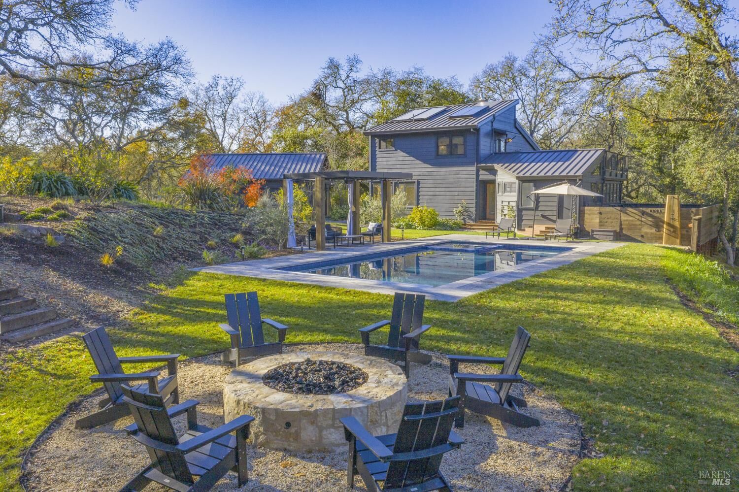 Property Photo:  705 Chiquita Road  CA 95448 
