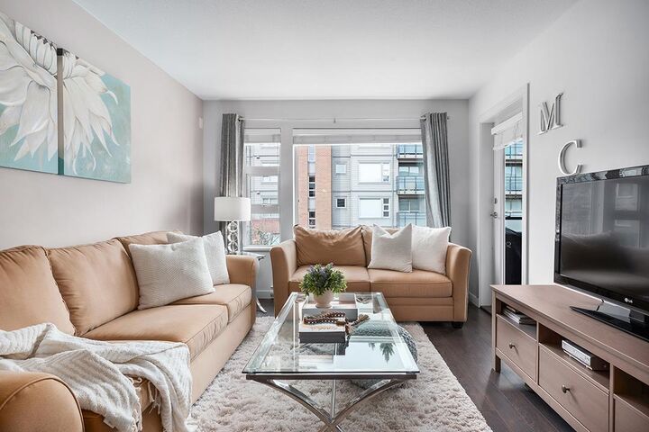 Property Photo:  1673 Lloyd Avenue 301  BC V7P 0A9 