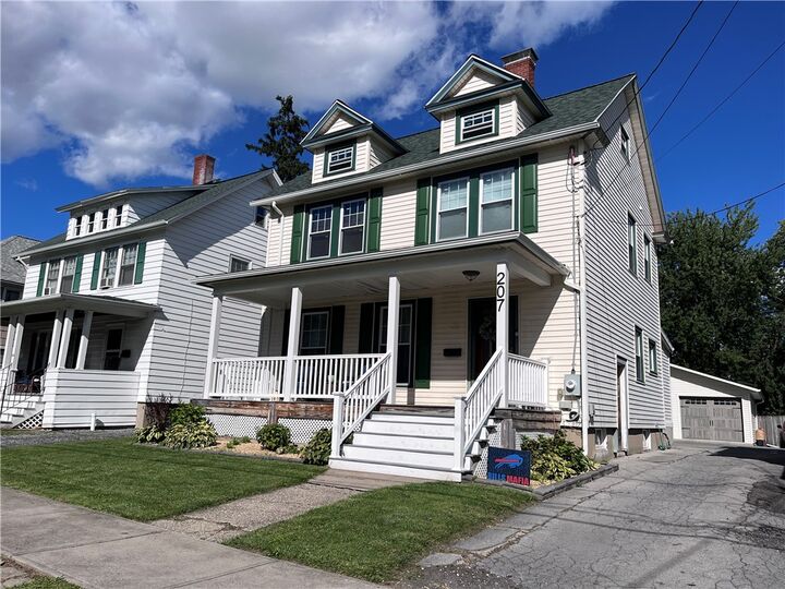 Property Photo:  207 S West Street  NY 14456 
