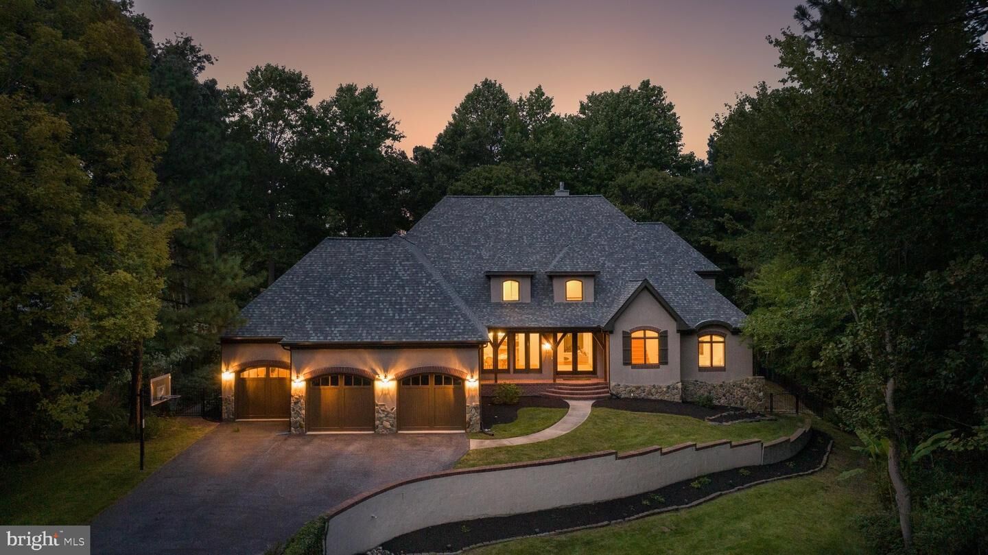 Property Photo: 123 Glade Circle W DE 19971