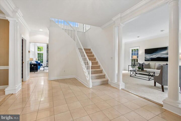 Property Photo: 309 Springwood Court NE VA 22180